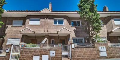 REMAX Lodonar - Hermanos Velasco López