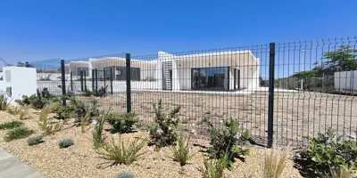 SHOW HOUSE THE LINKS FURNISHED