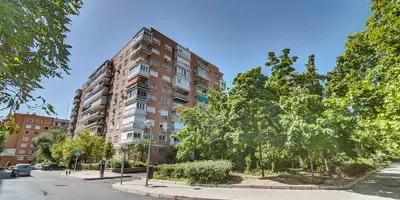 REMAX Lodonar - Avda. América