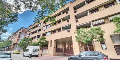 REMAX Lodonar - Angel Olivares
