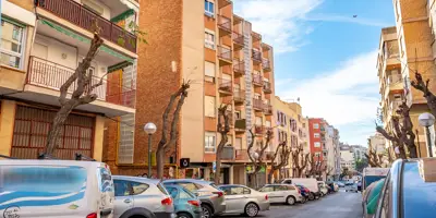 V0235 - Carrer Pin i Soler 11 esc. B 4rt 2a